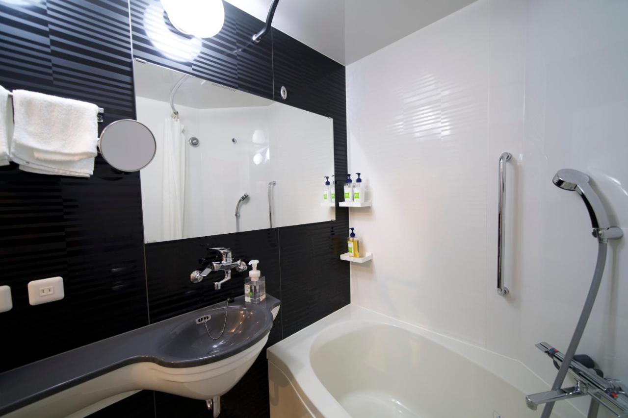 Hotel Ibis Styles Tokyo Ginza Extérieur photo